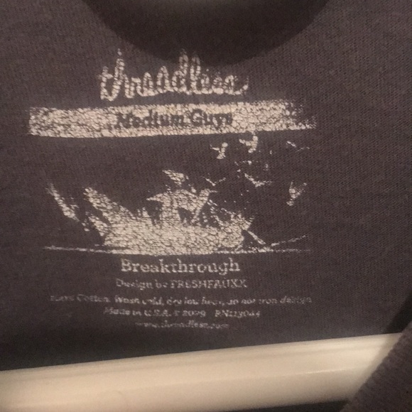 Breakthrough Threadless Grey Tshirt With Bird Design Colourful - Picture 3 of 4